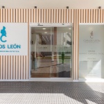 Imagen representativa fachaha clínica Carlos León